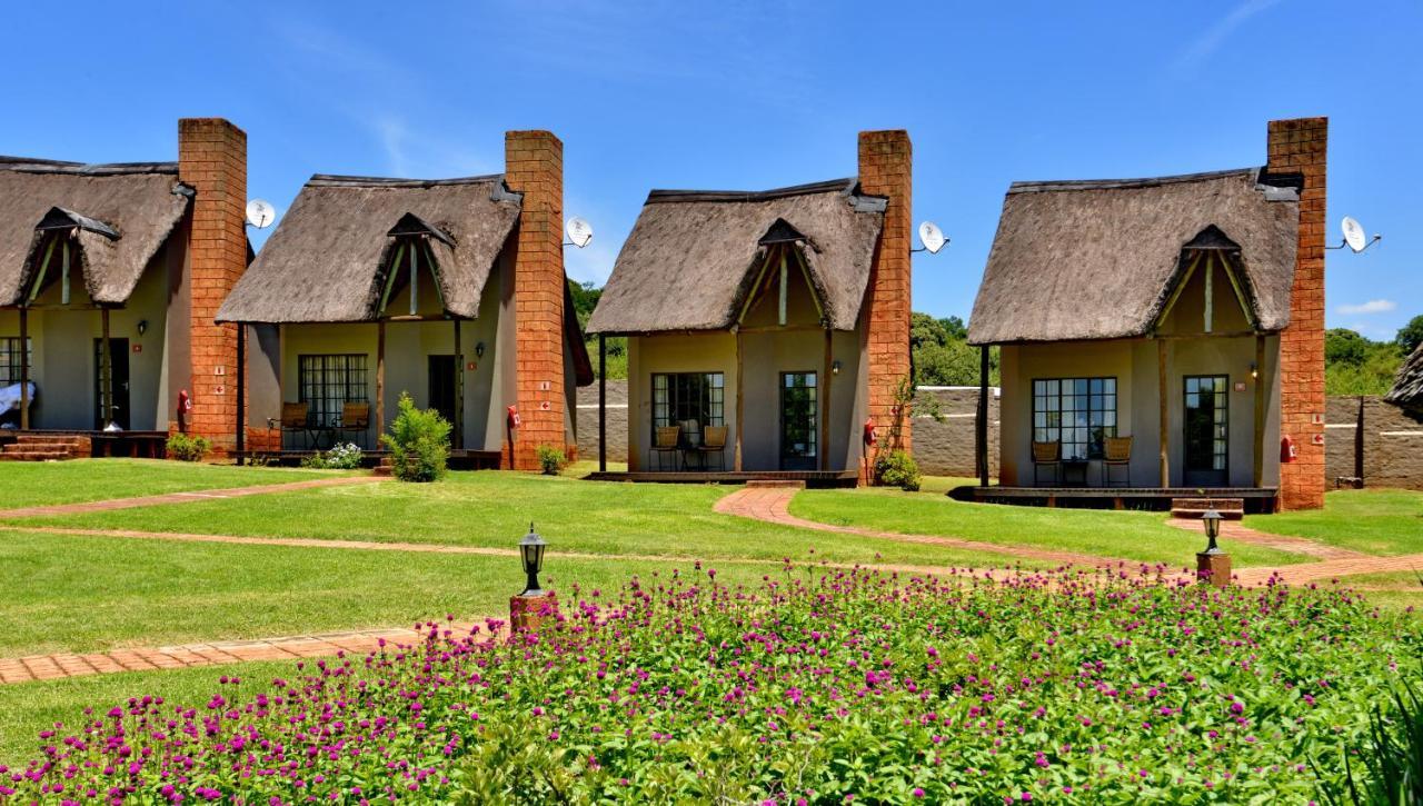 African Hills Safari Lodge & Spa Magaliesburg Exterior foto